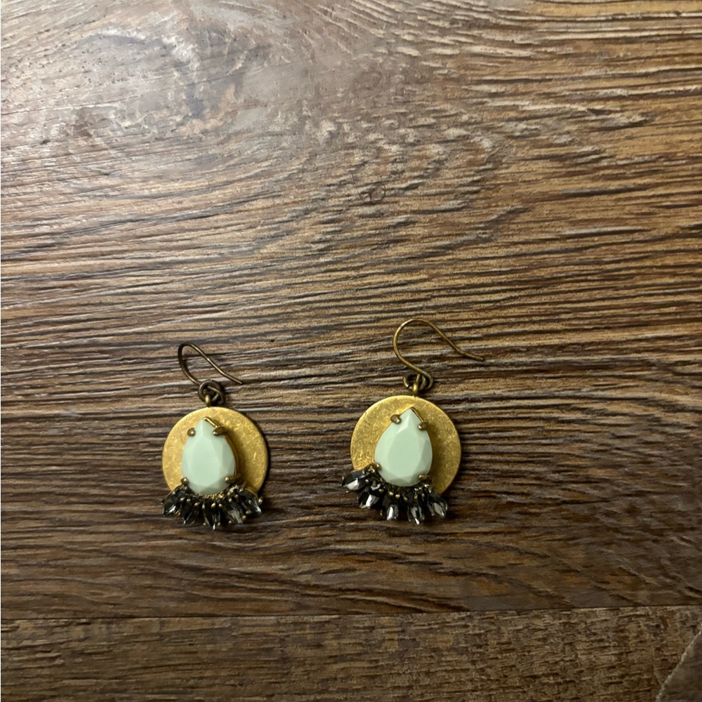 Multiple Jewelry Sets - Picture 15 of 16